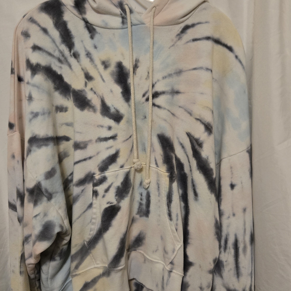 American Eagle Outfitters Pastel Tie-Dye Hoodie